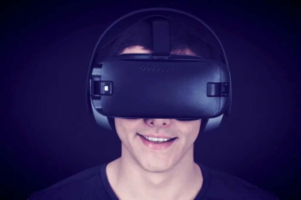 What are VR headsets? 